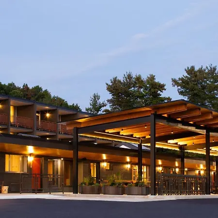 Rhode'S Motor Lodge